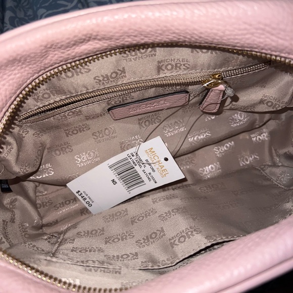 NWT Michael Kors Blush Bedford handbag - Picture 4 of 4